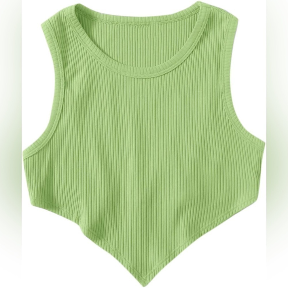 Ribbed v-detailed crop top​​​​​​